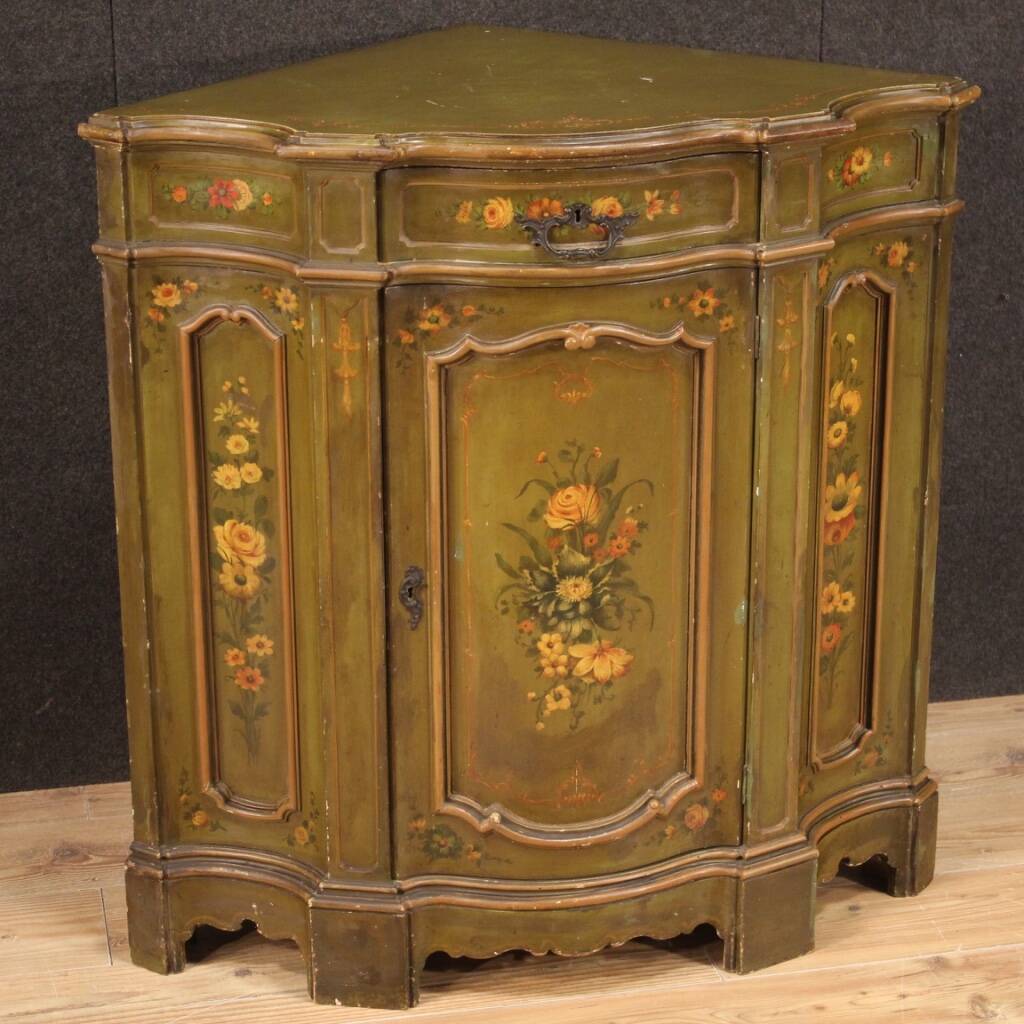 Painted corner cupboard in Venetian style of the 20th century