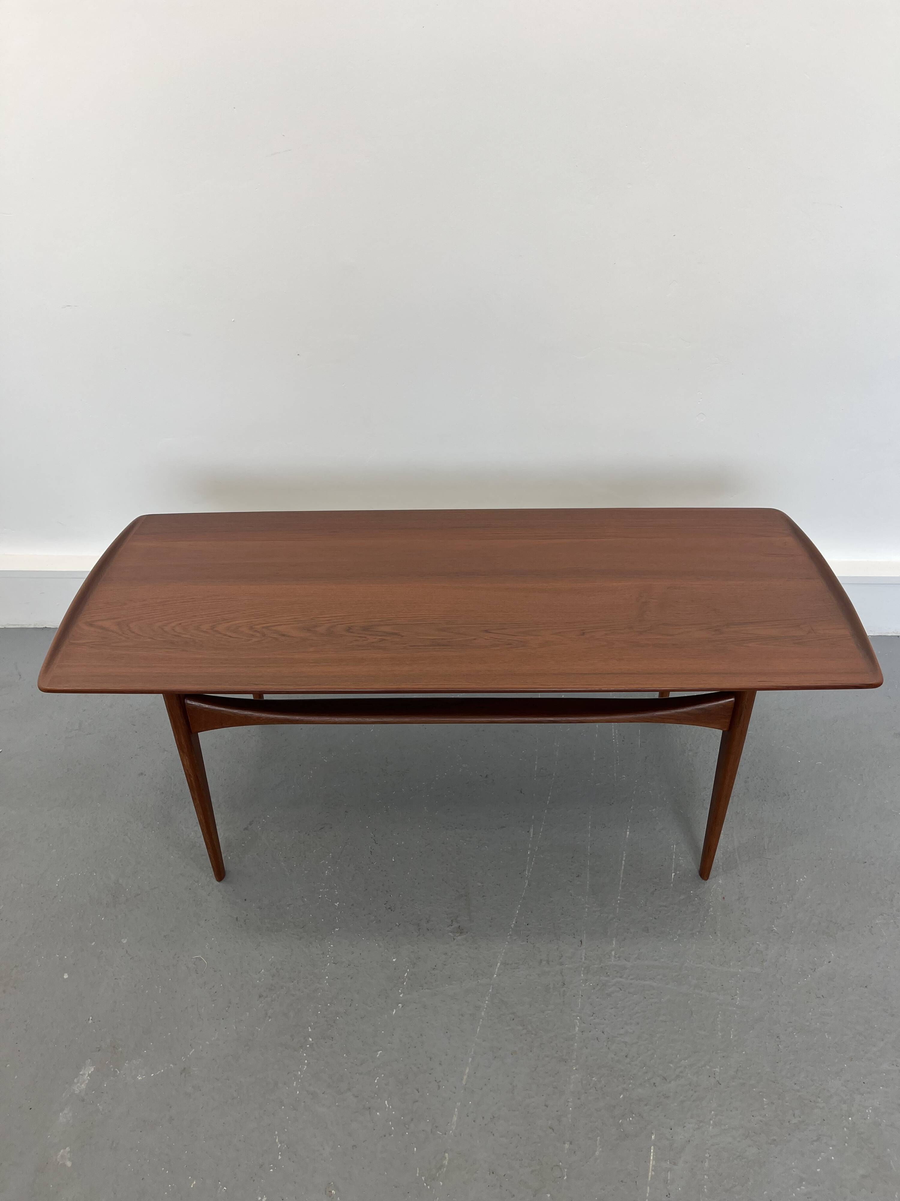 Teak Coffee Table by Tove and Edvard Kindt-Larsen for France & Son, Denmark, 1960s