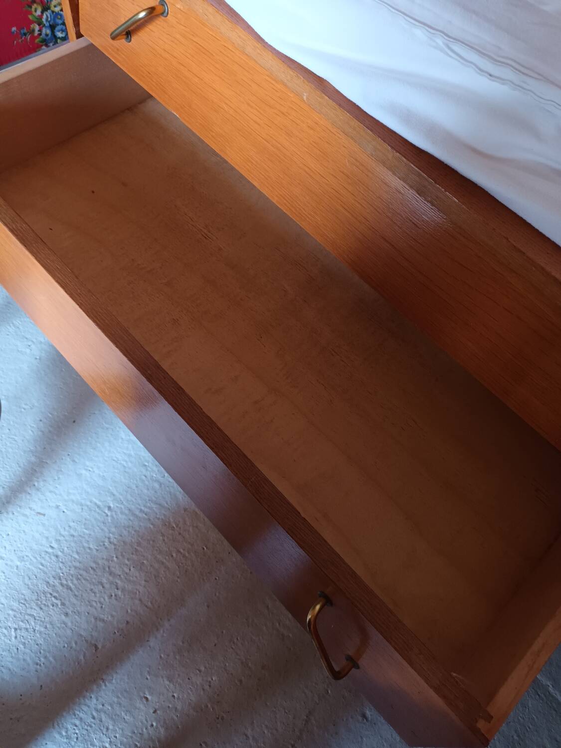 Vintage chest of drawers