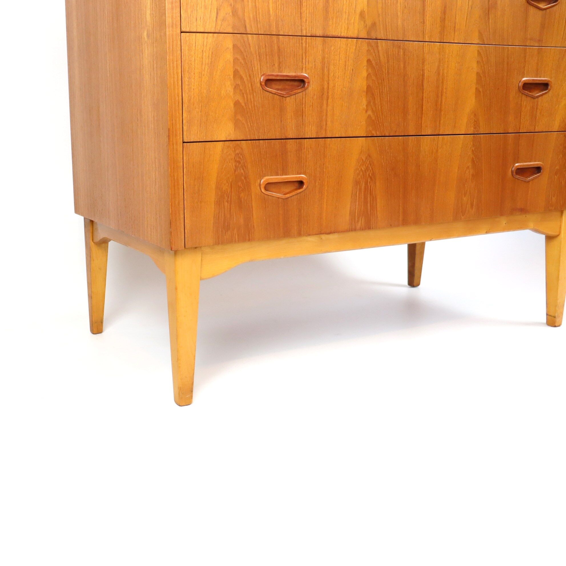 Teak secretary of Egon Ostergaard