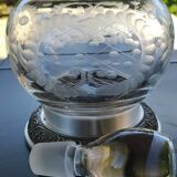 Refined carafe ball shape, pear neck. in finely engraved crystal