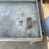 Zinc lifting table