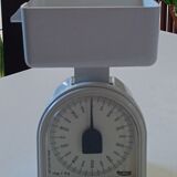 Vintage mechanical household scale