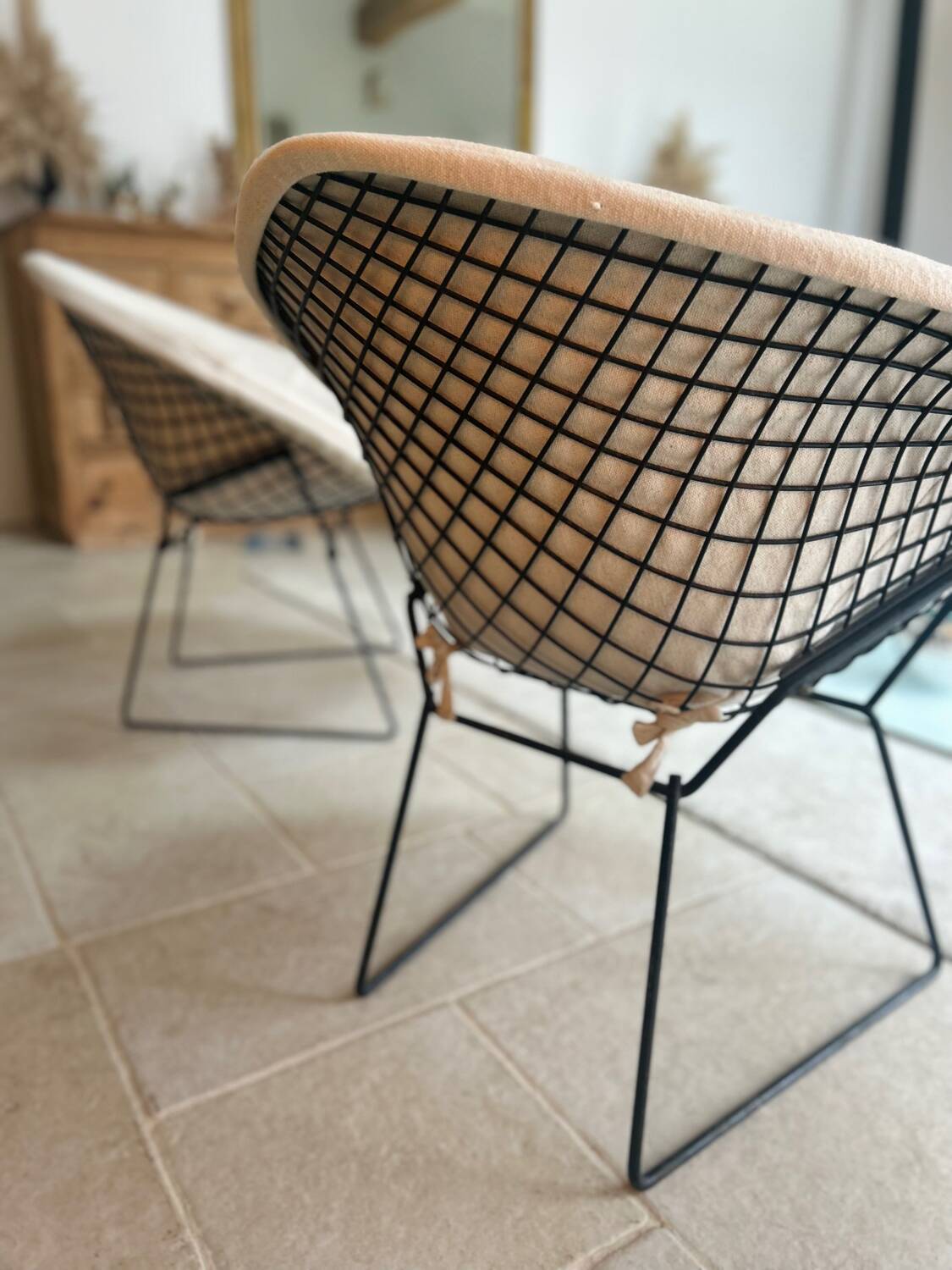 Pair of Diamond Harry Bertoia armchairs 1970