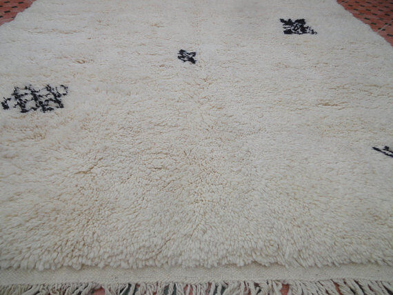 Beni Ouarin carpet 307 x 191 cm