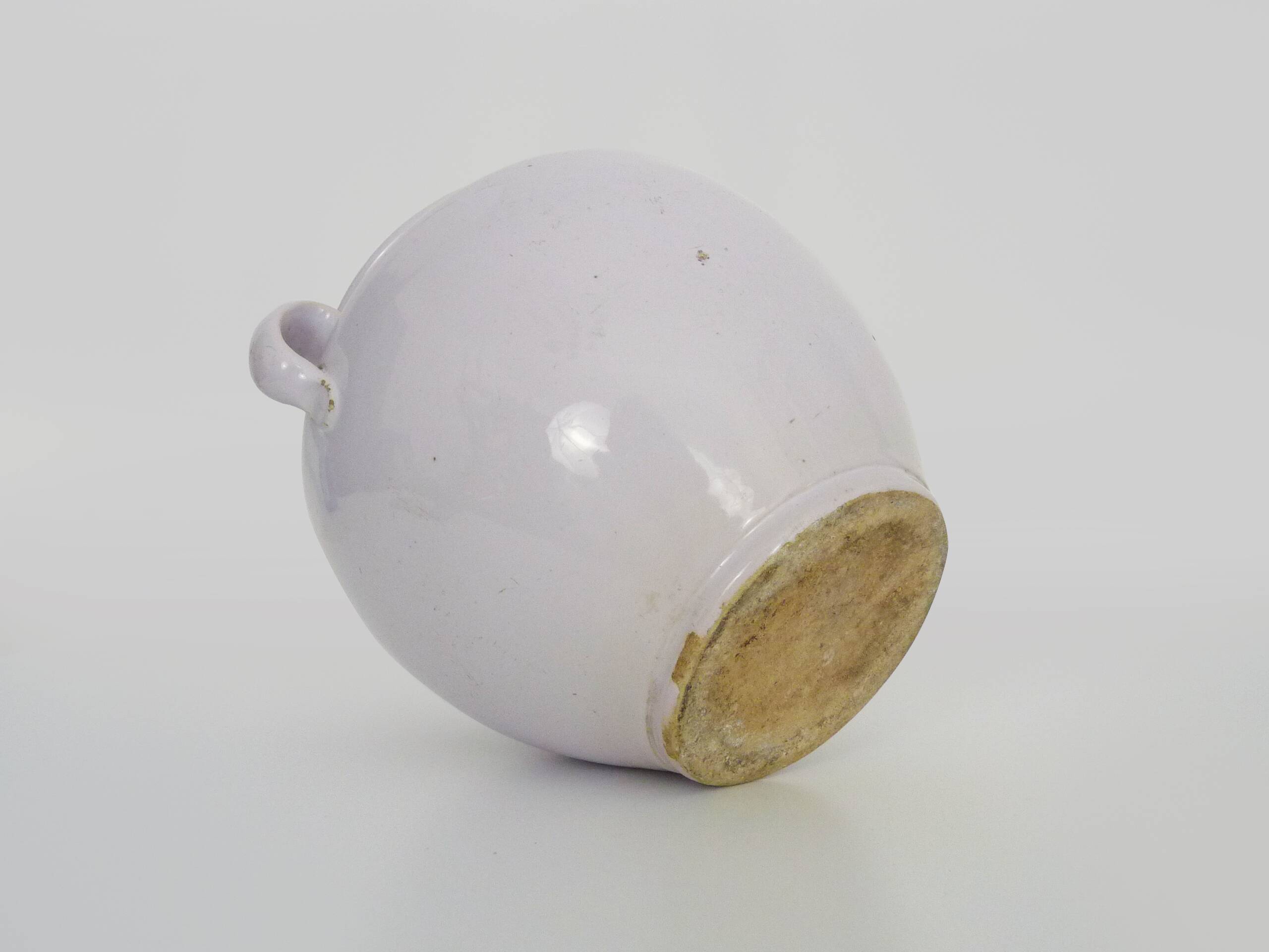 Glazed white confit pot, south west of France. Storage jar. Pyrenees 19th century