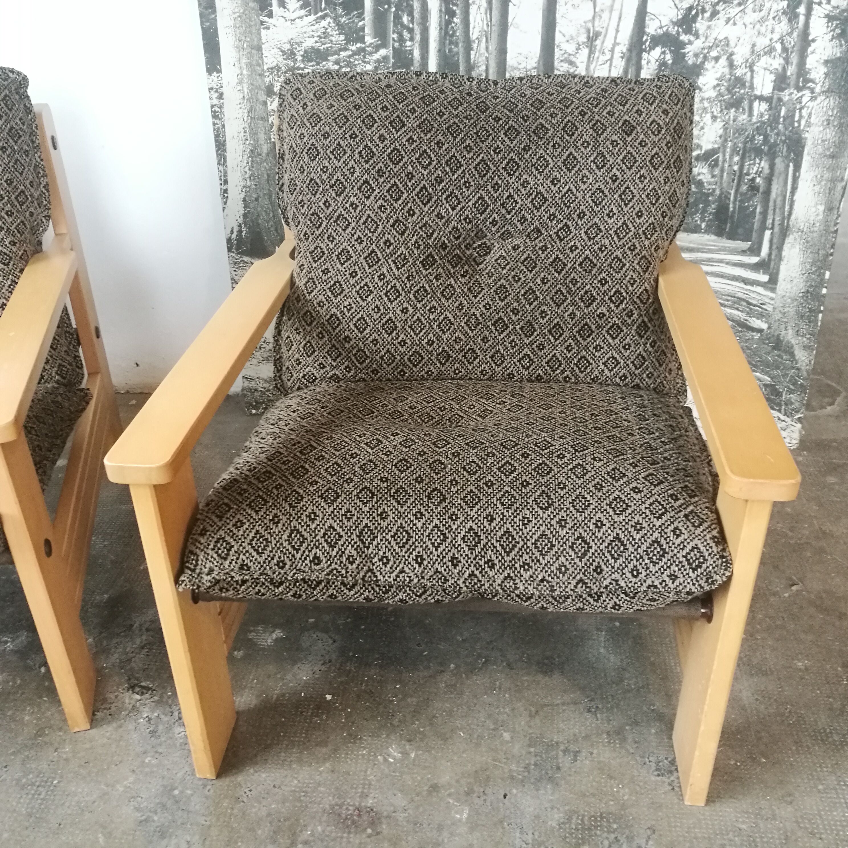 Paire de fauteuils vintage en bois