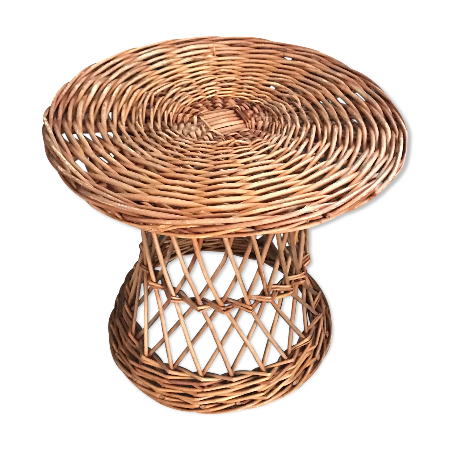 Braided rattan table