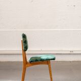 Set of 4 volak chairs