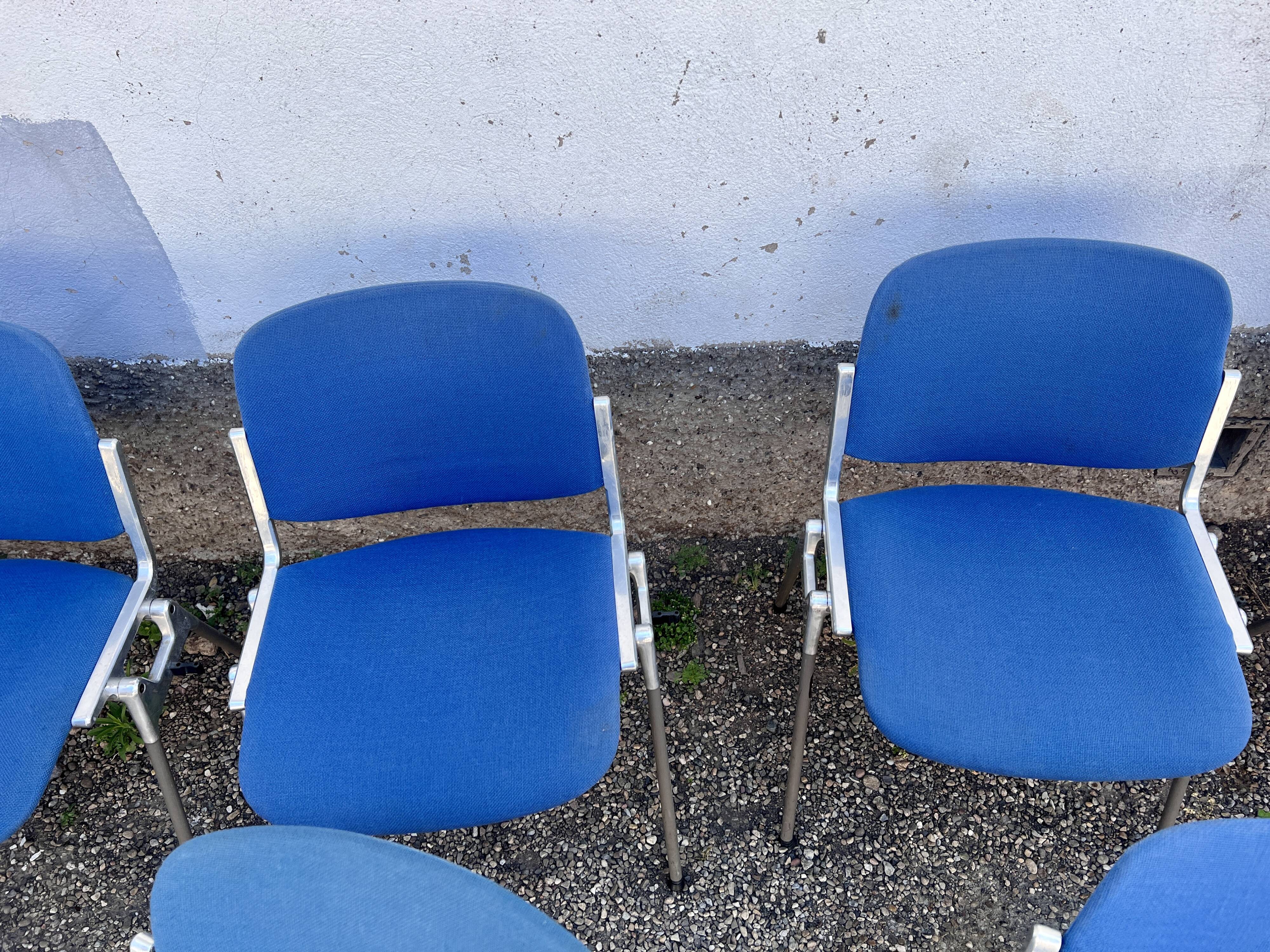 Série de 40 chaises de G. Piretti pour Castelli Anonima Castelli, Italie, années 1970