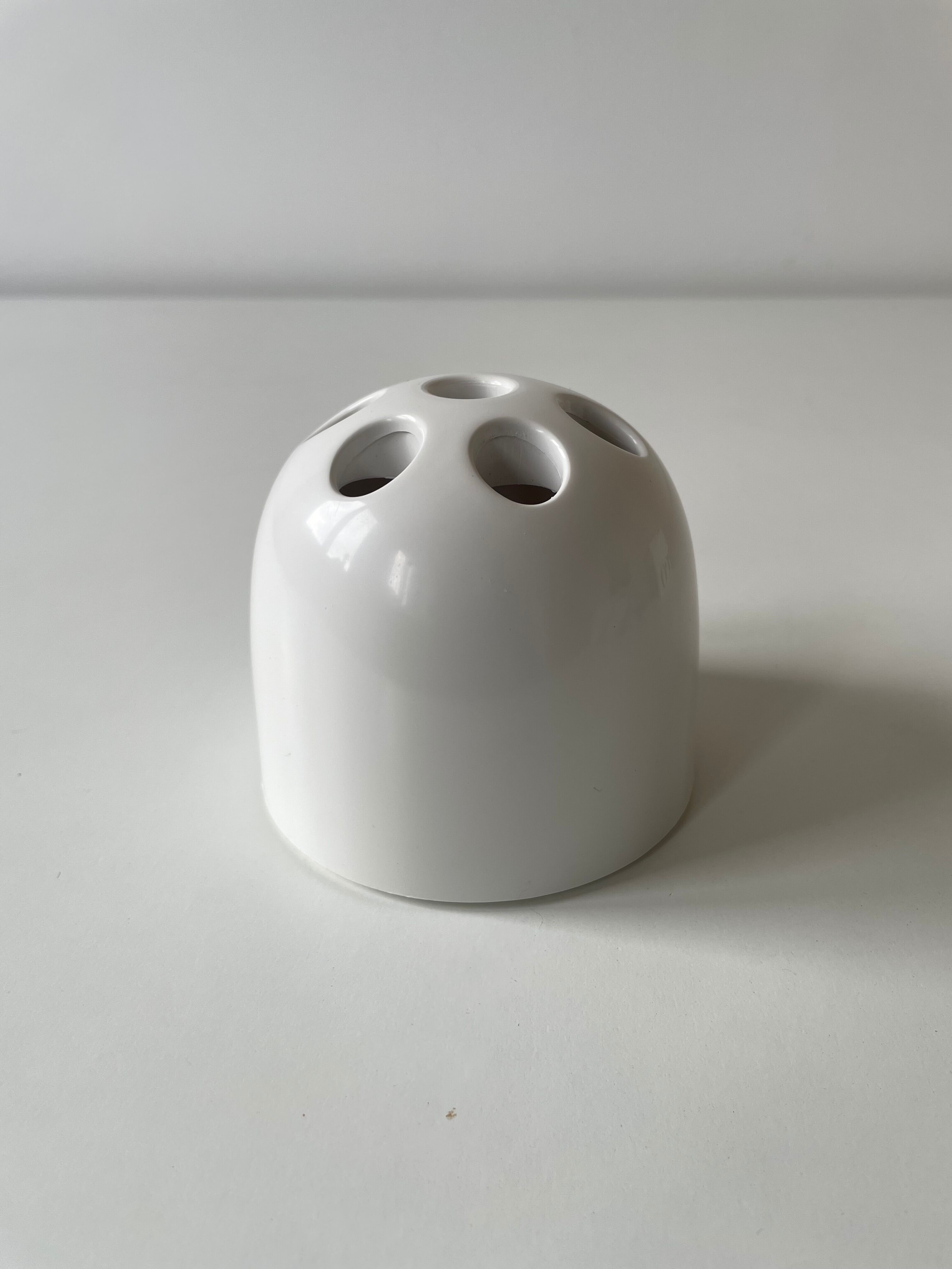 Dedalino by Emma Gismondi Schweinberger