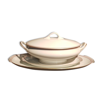 Soupière and porcelain dishes Manufacture Royale de Limoges