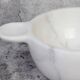 Gabriella – Bol en marbre blanc naturel avec poignées | L 32 cm L 20 cm H 10 cm
