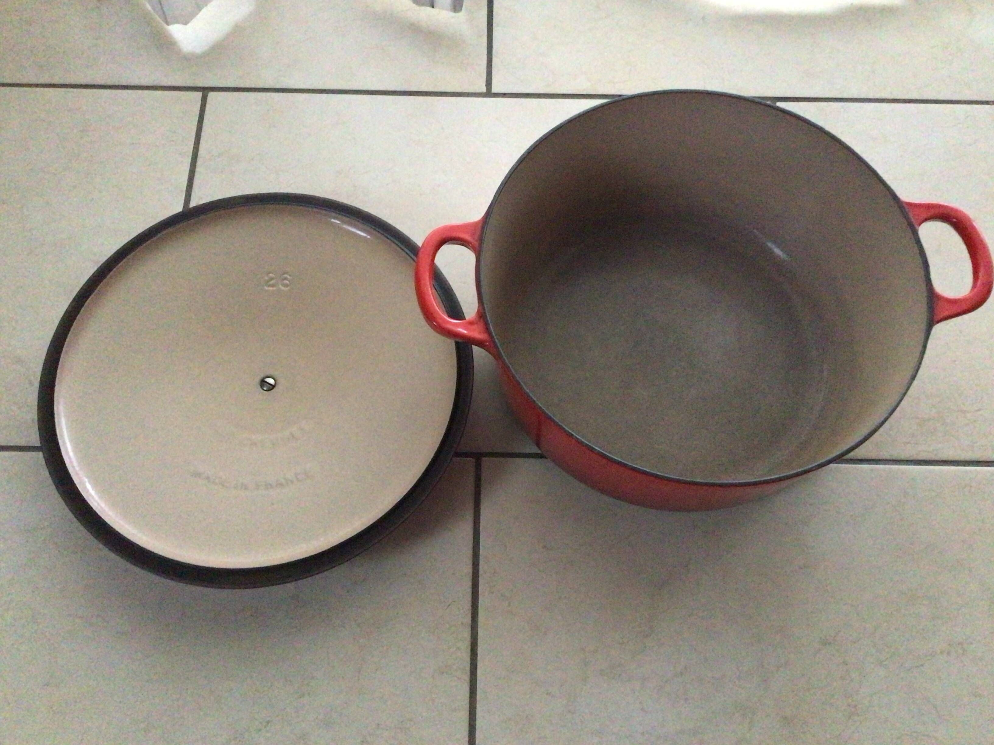 Le Creuset cocotte in very good condition 27 cm in diameter