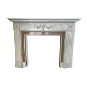 Cheminée de style louis XVI en