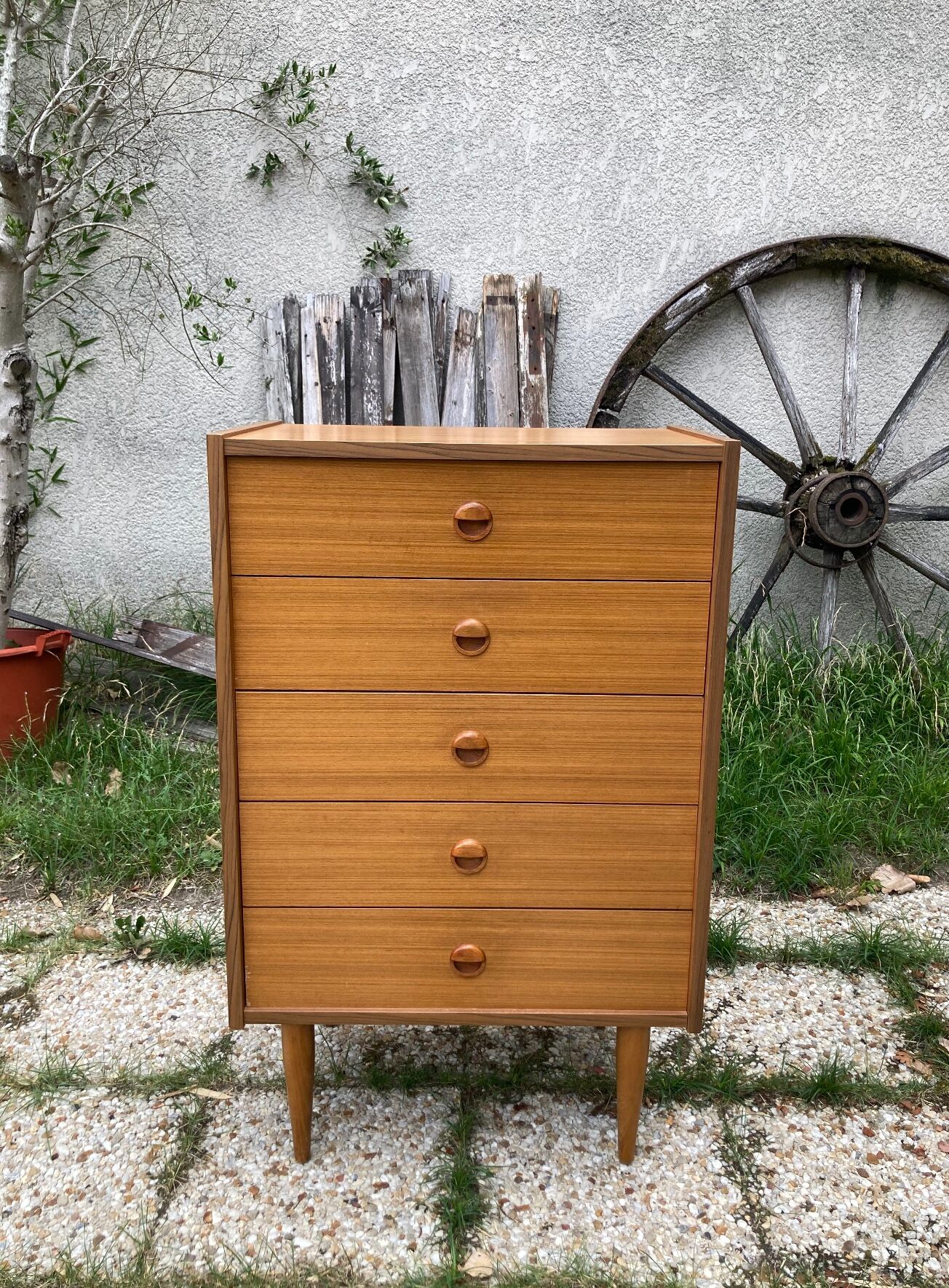 Vintage rag chest of drawers from the 60s