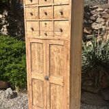 Beautiful piece of furniture with 8 drawers/2 doors in raw wood.