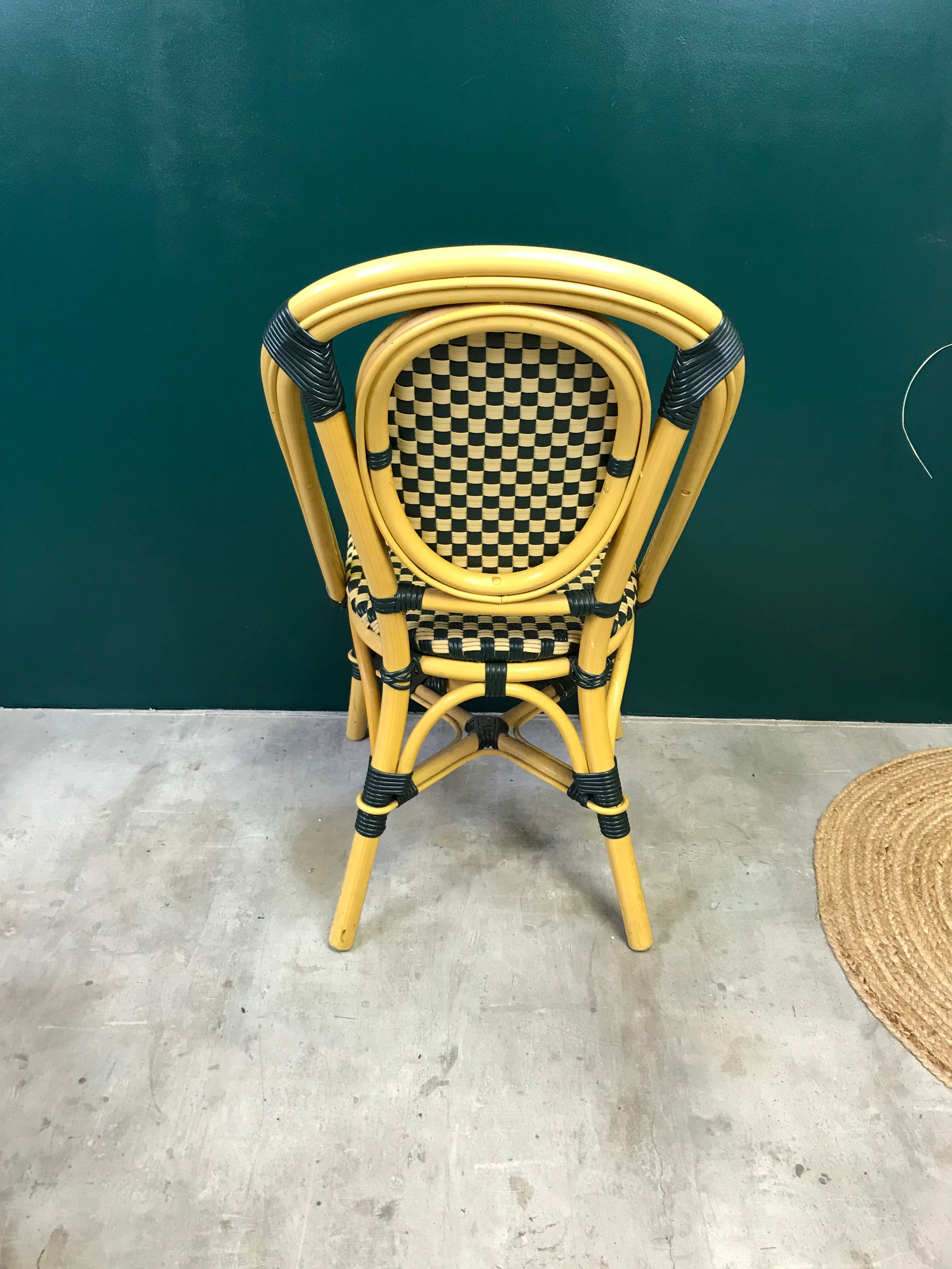 Série de 4 chaises de terrasse parisienne