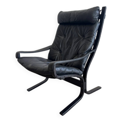 Fauteuil vintage « Siesta » d’Ingmar Relling de 1965 en cuir noir