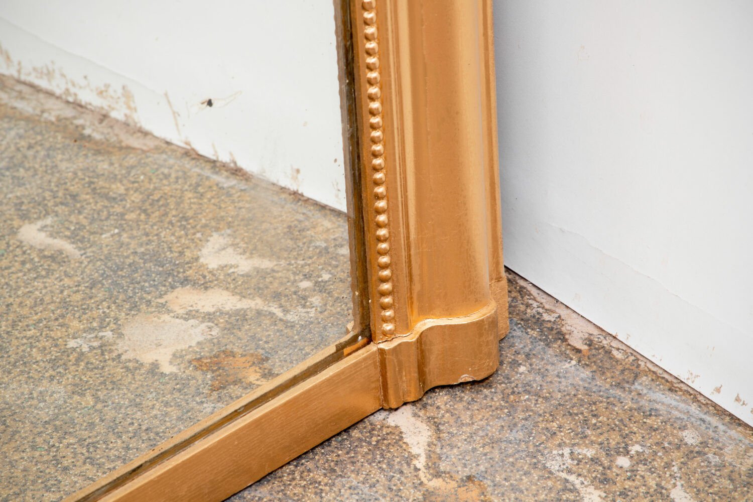 Louis-  mirror, gilded wood frame - 133x99cm