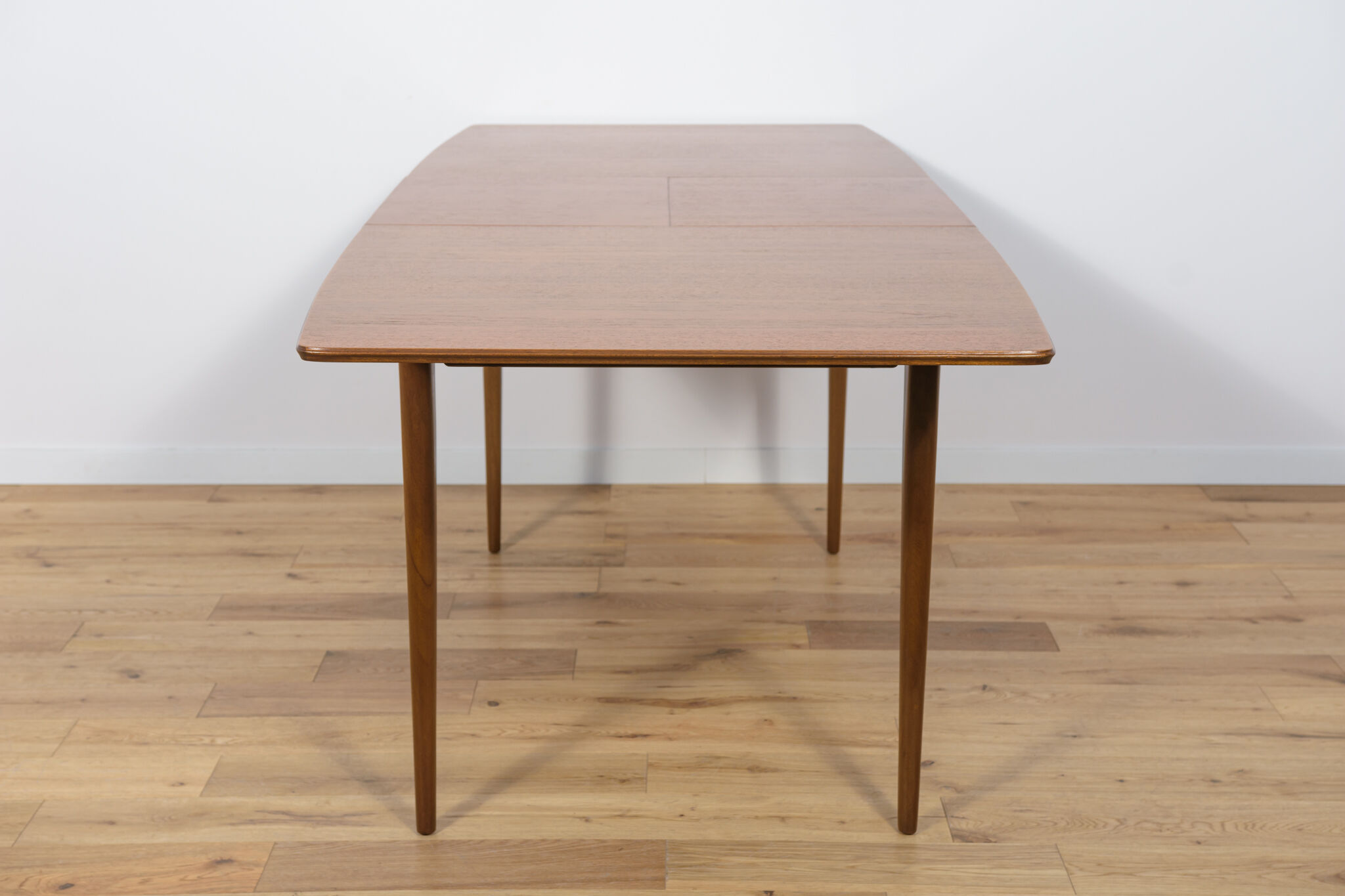 Mid-Century Teak Extendable Dining Table from McIntosh, 1960s