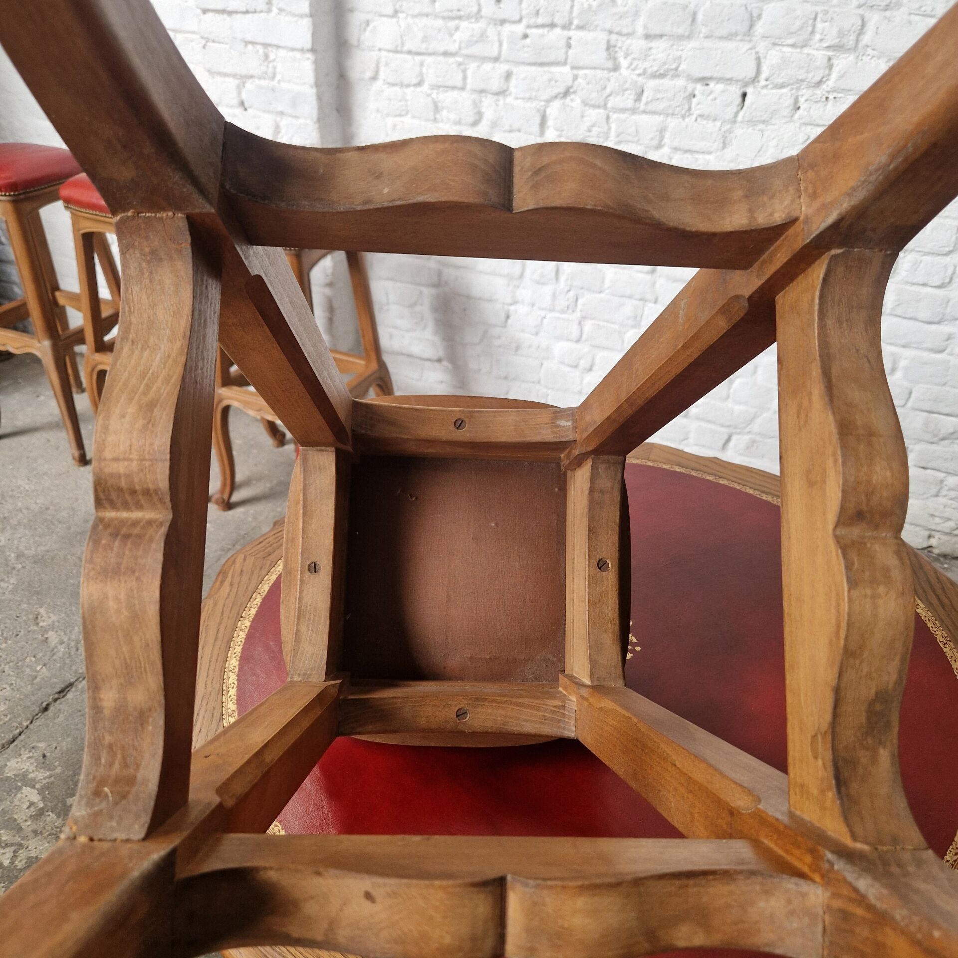 Set of 4 Louis XV style stools