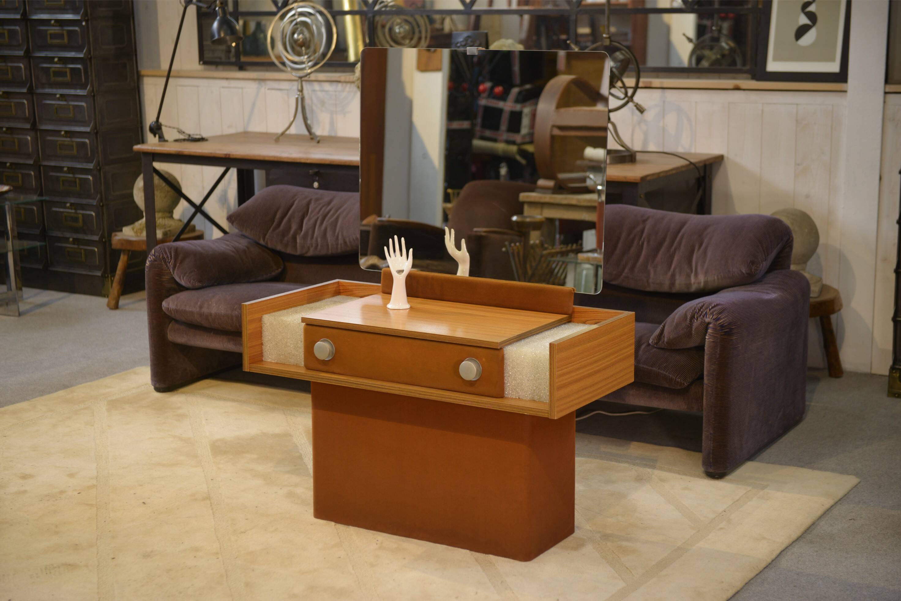Coiffeuse lumineuse 1980