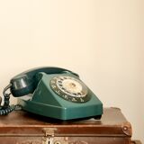 Téléphone rétro à cadran