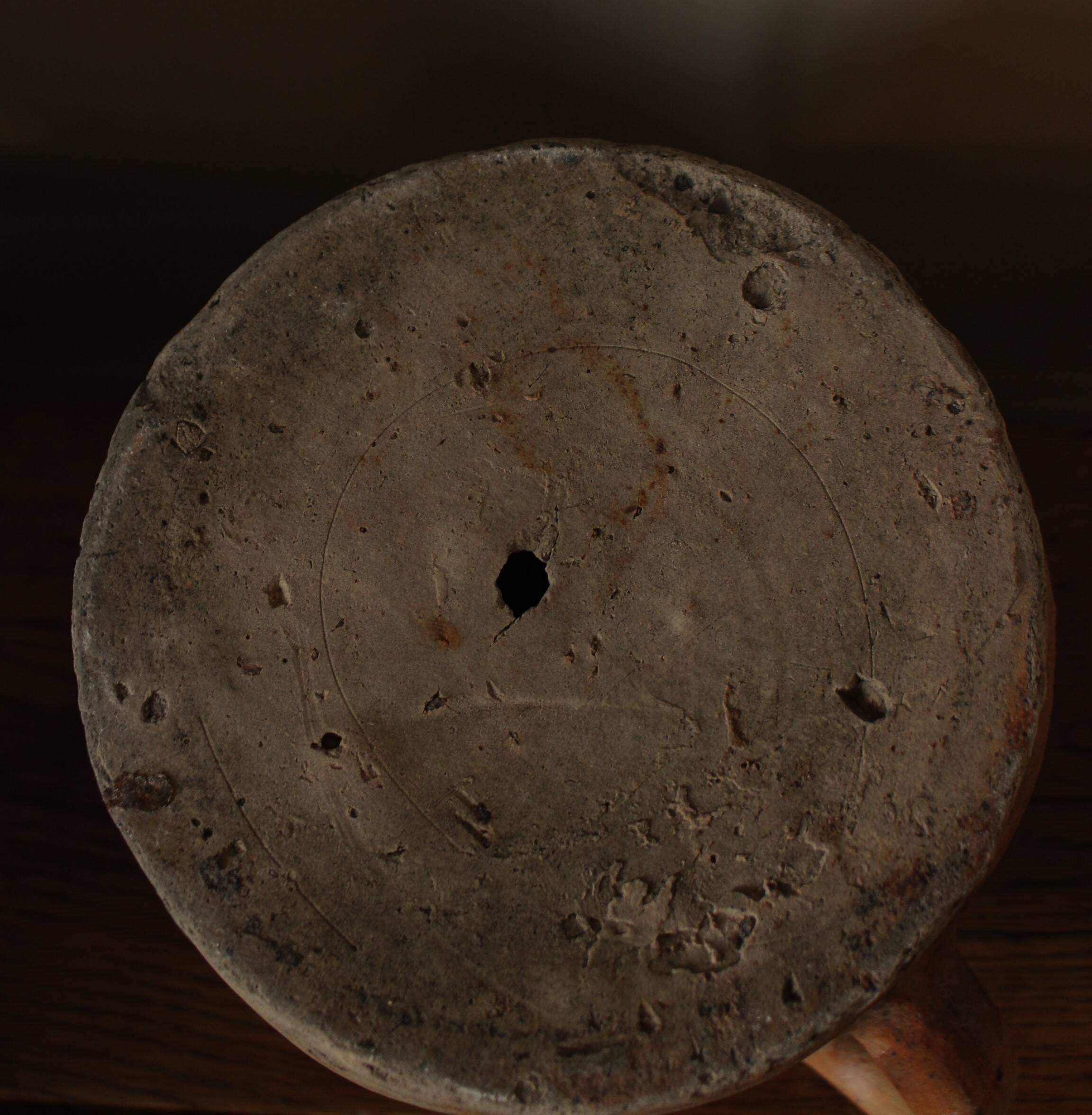 Large round terracotta pot with handle