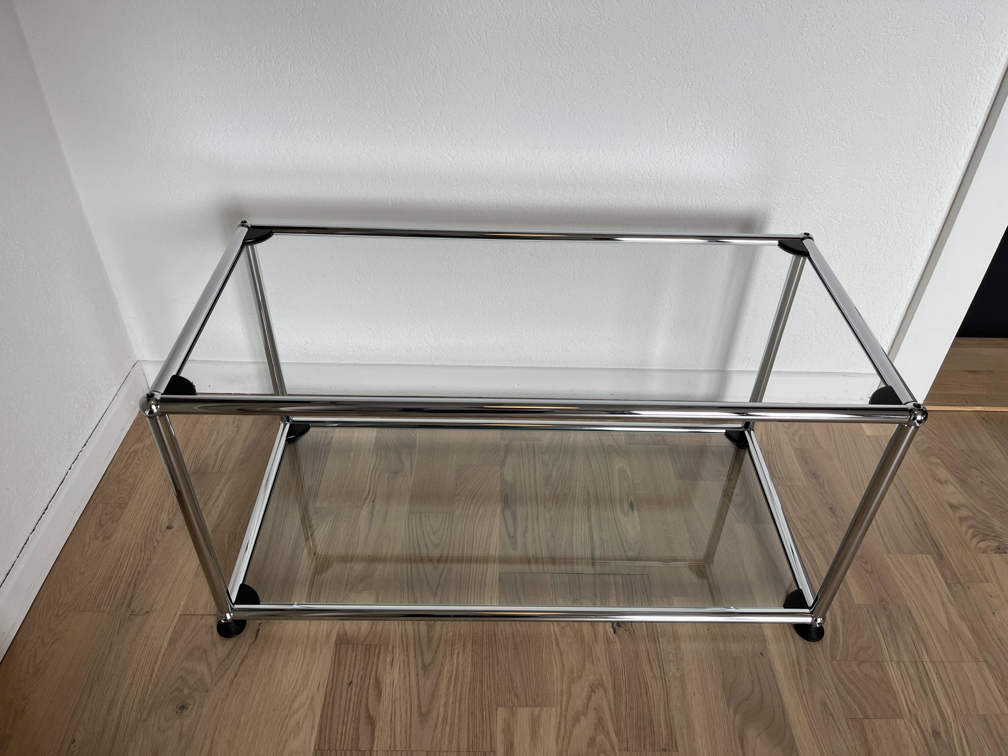 USM Haller glass coffee table / shelf