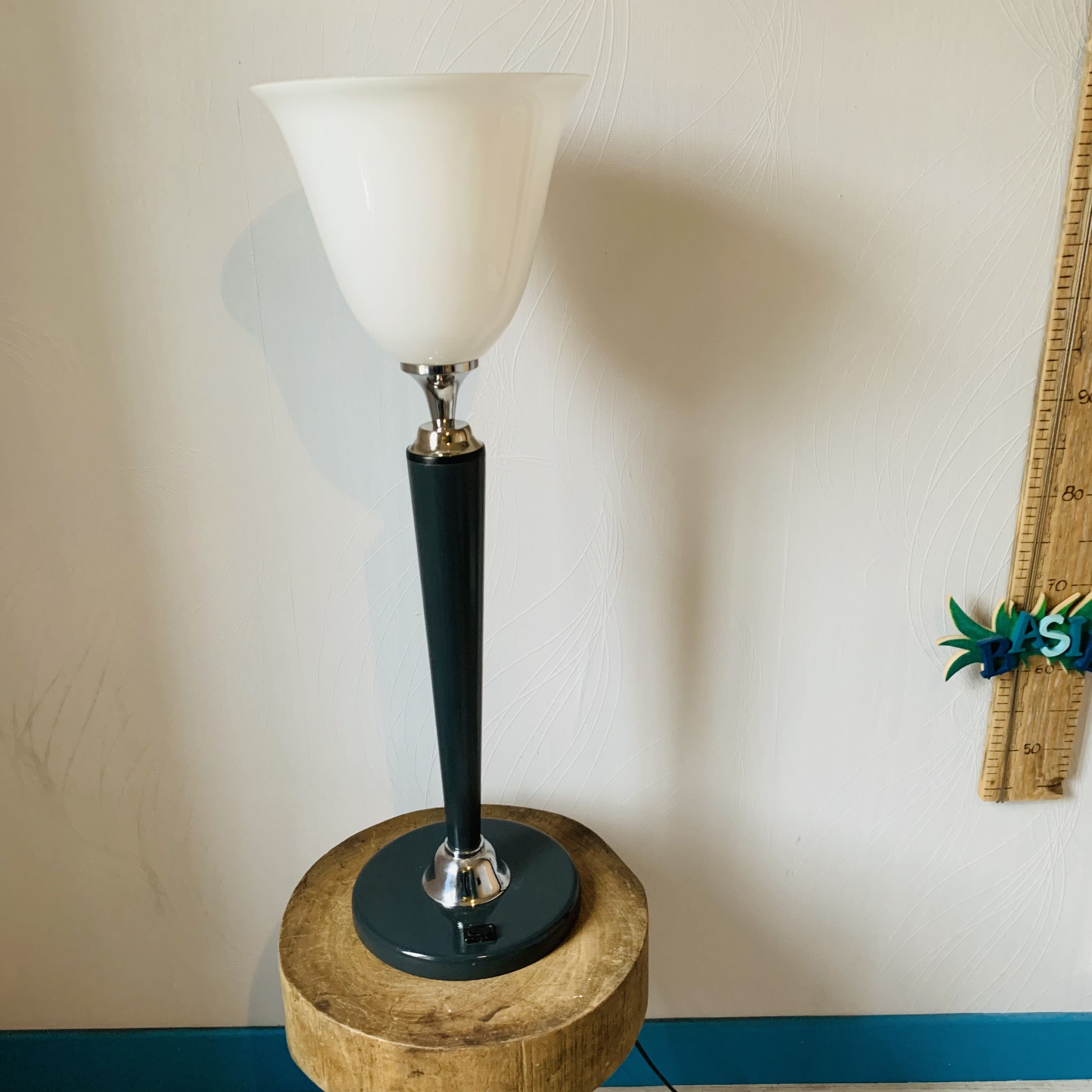 Mazda lamp, art deco style