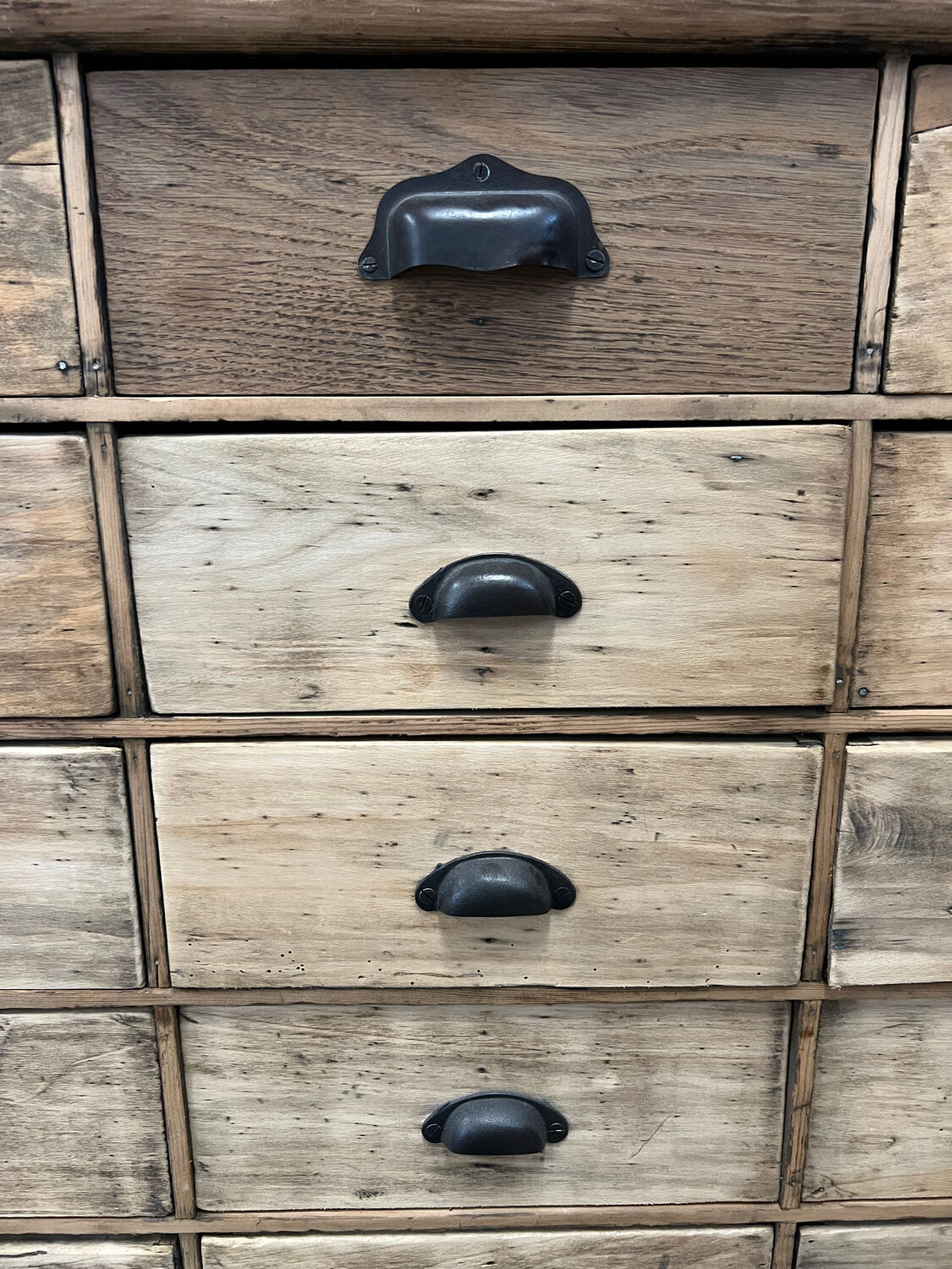 Trade furniture with workshop drawer