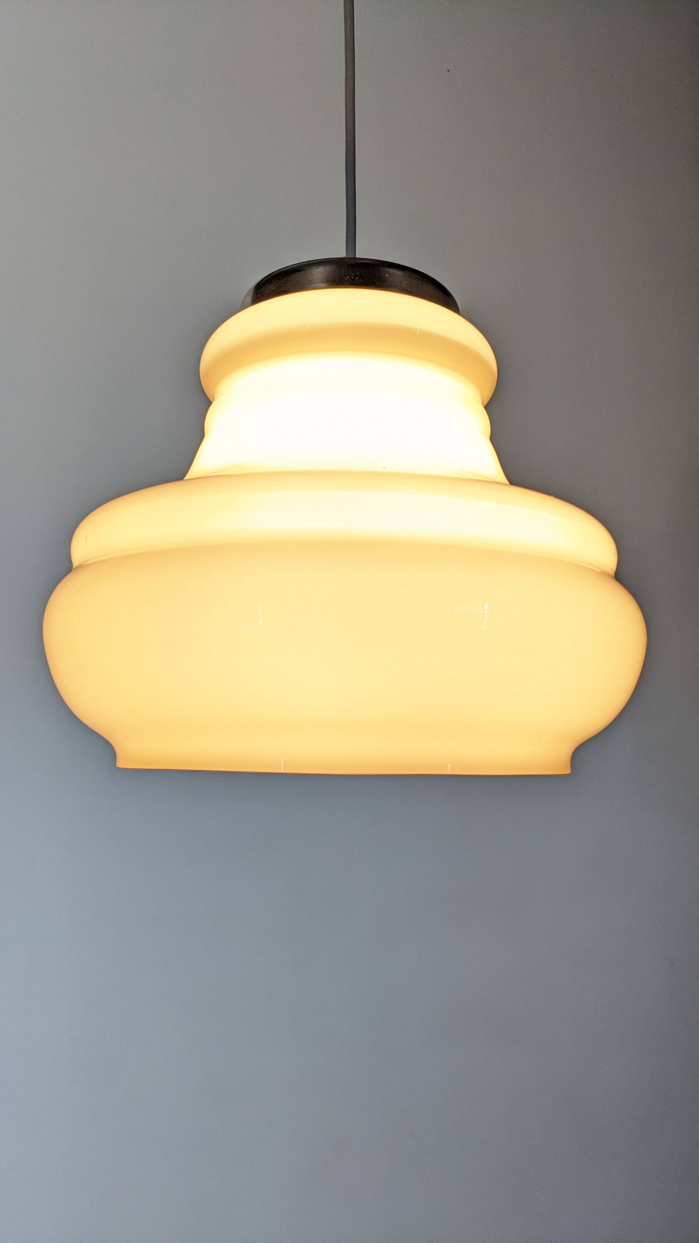 Suspension in caramel opaline, France around 1960.