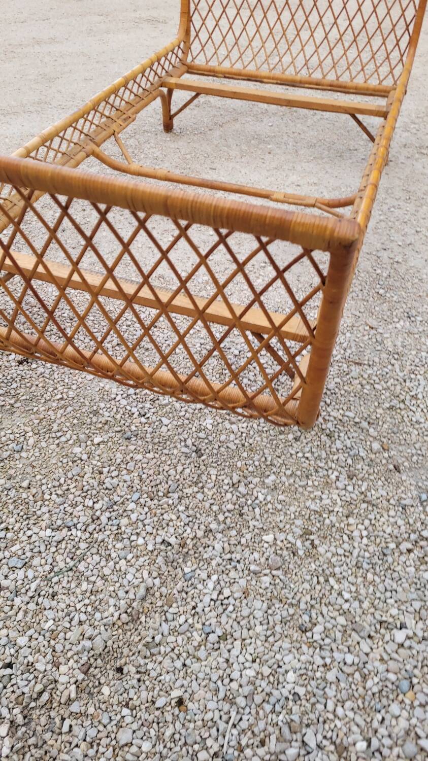 Vintage rattan daybed in basket shape - 1950s