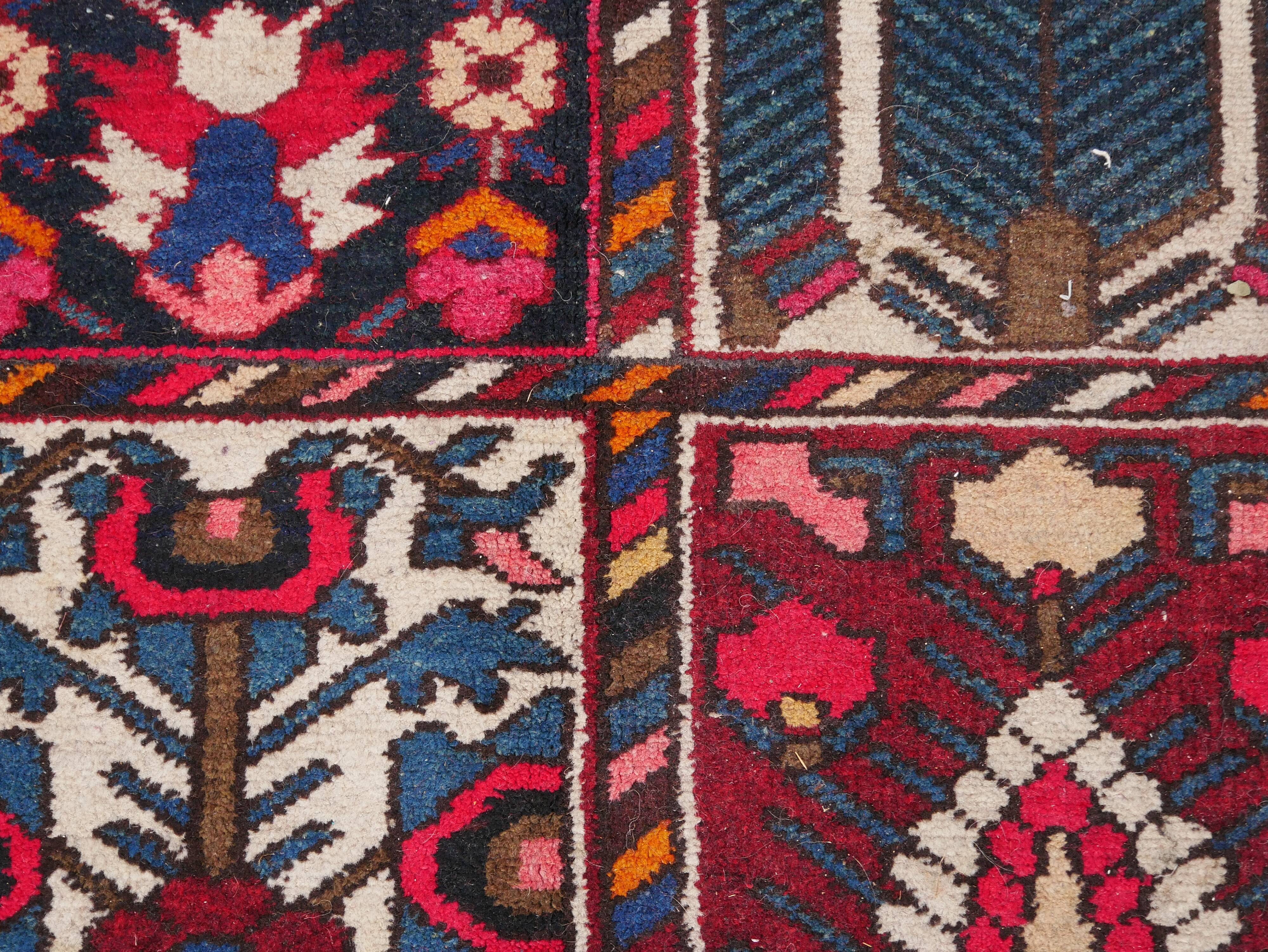 Tapis persan bakhtiar 272 x 165