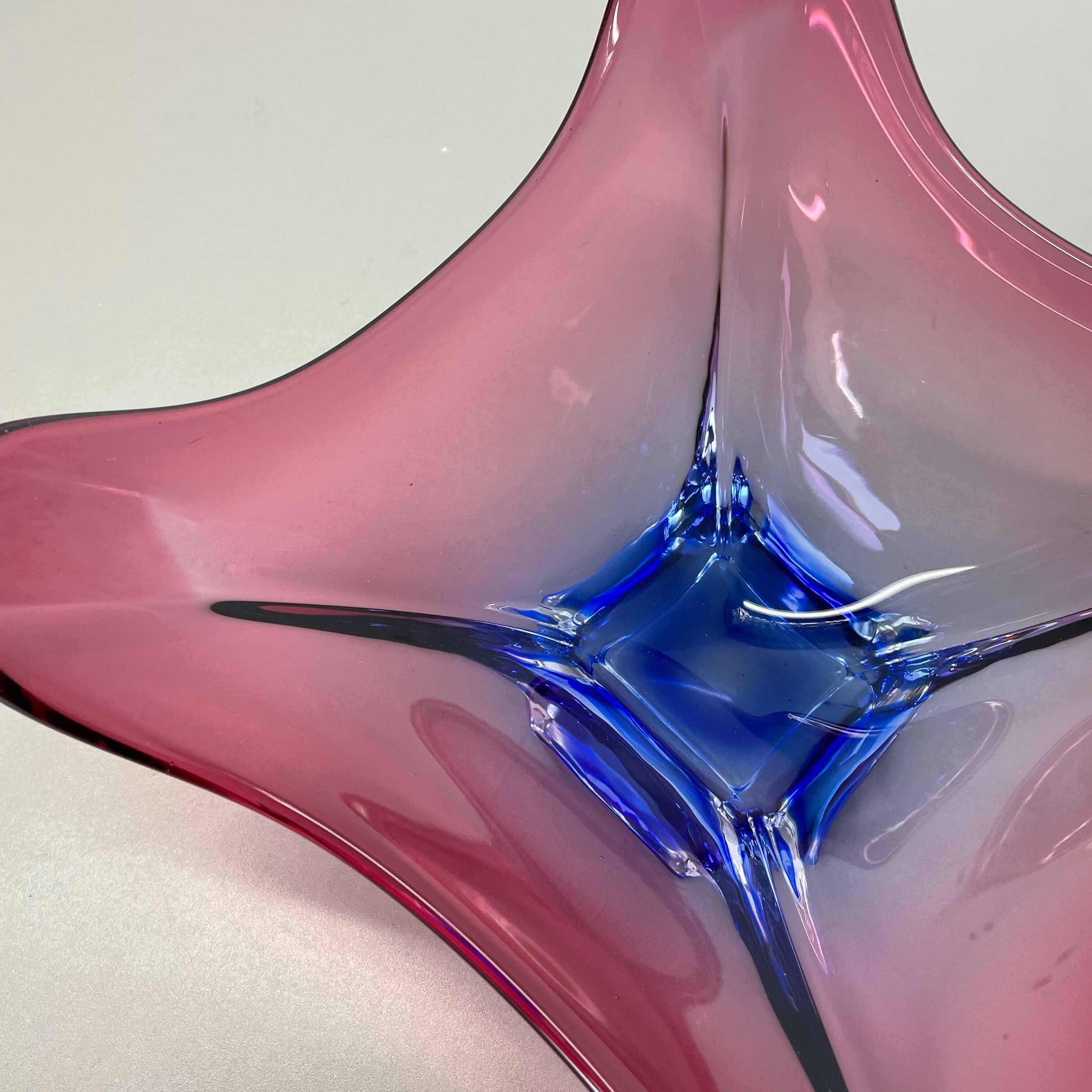 Floral glass bowl shell centerpiece by Fratelli Toso Murano, Italy, 1970s