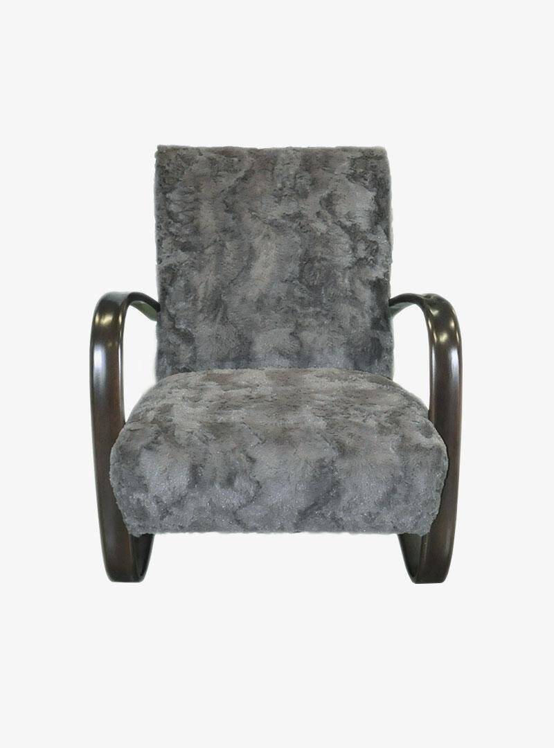Pair of H 269 armchairs by Jindrich Halabala in wood and faux fur, brown/grey, 1930s