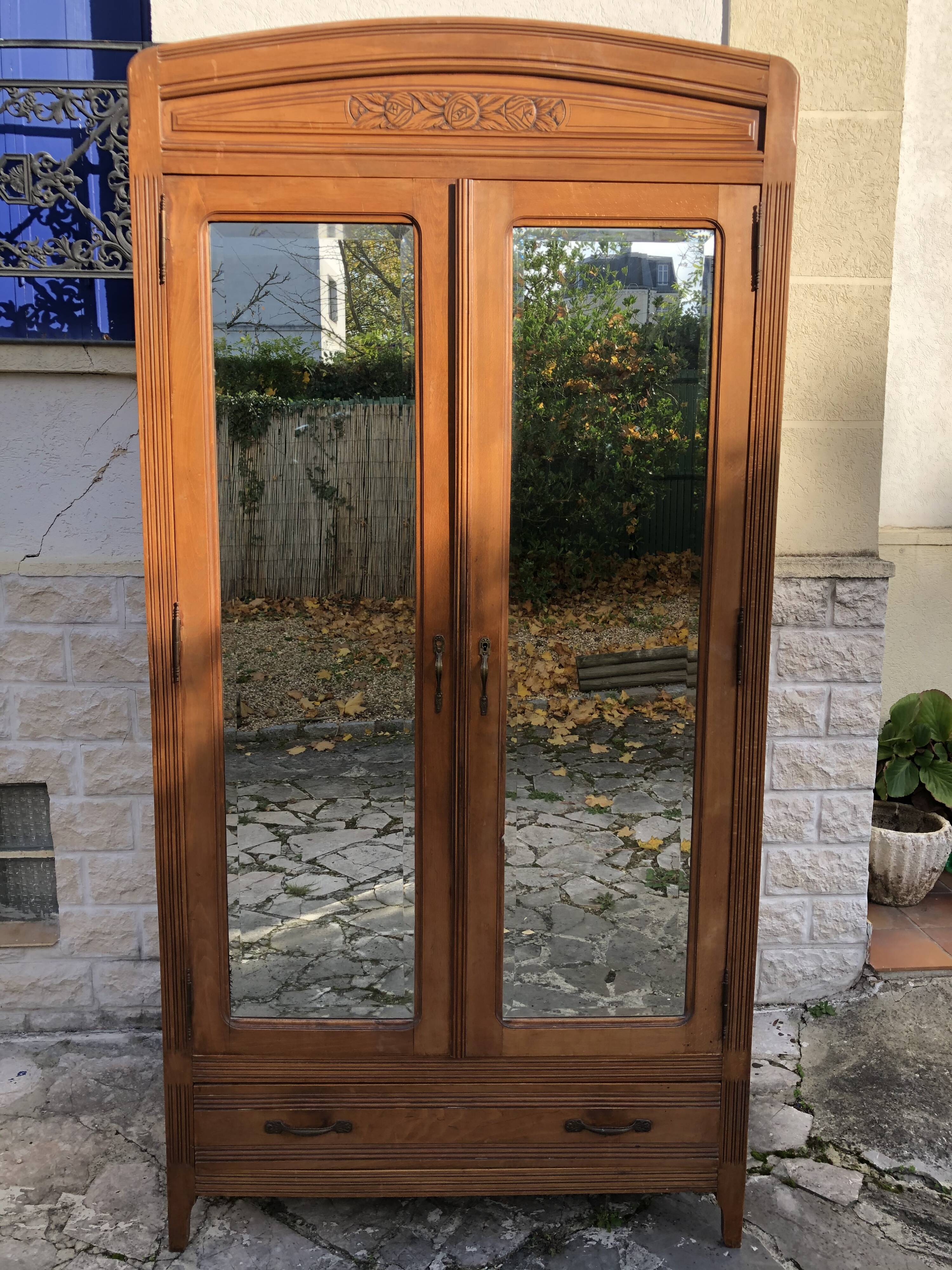 Parisian hotel wardrobe