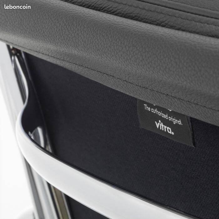 Vitra SoftPad EA217 Office Chair by Charles & Ray Eames