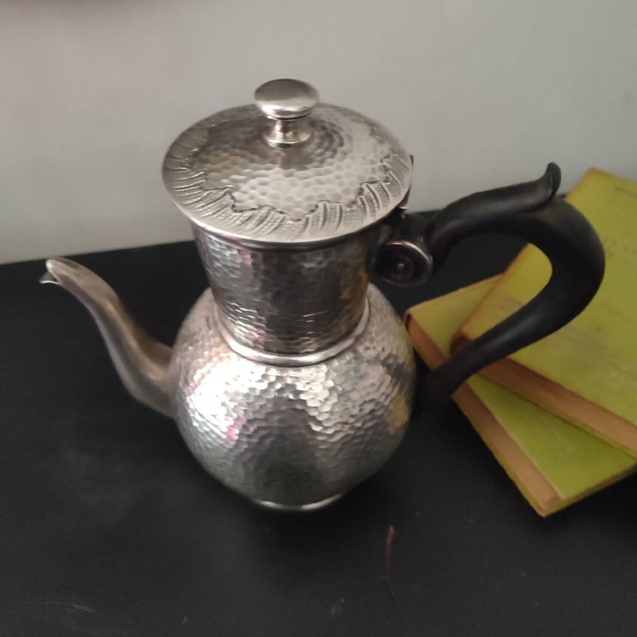 Antique english pewter hammered sheffield a la reine teapot hammered metal