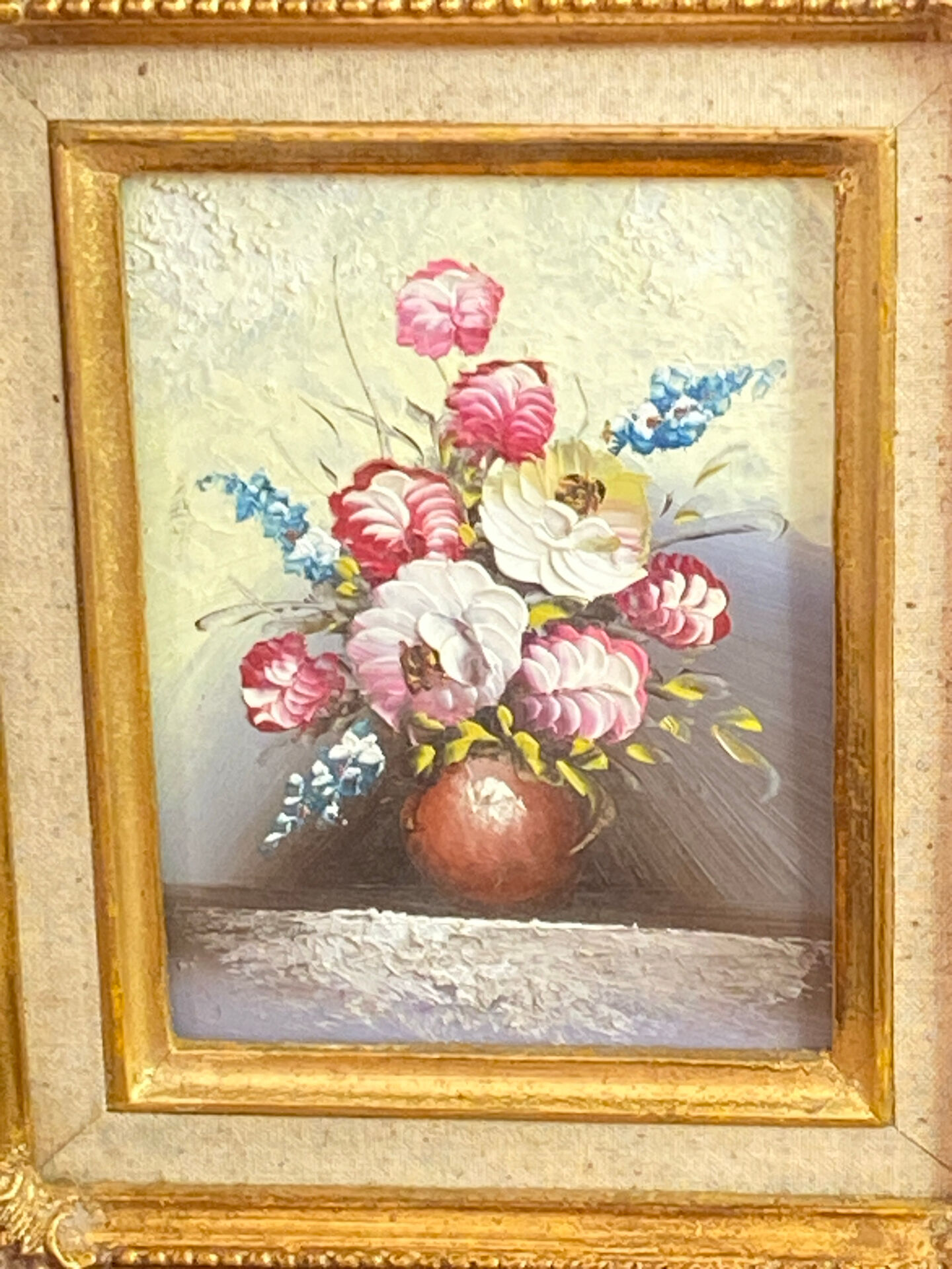 Still life, painting on hardboard, wooden and stucco frame.