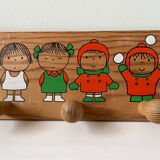 Wall-mounted coat rack