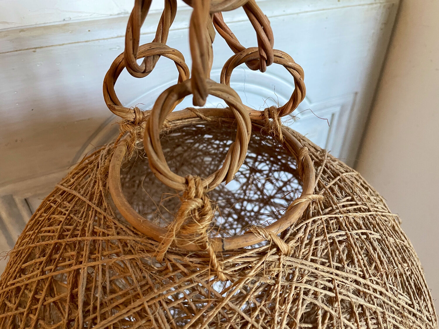 Vintage rope and rattan suspension