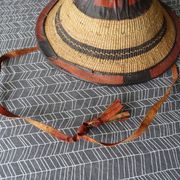 Chapeau berbère art ethnique vannerie et cuir