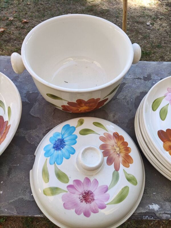 Service de table modèle Aster- Digoin Sarreguemines