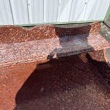 Meuble de toilette ancien en bois et marbre rouge