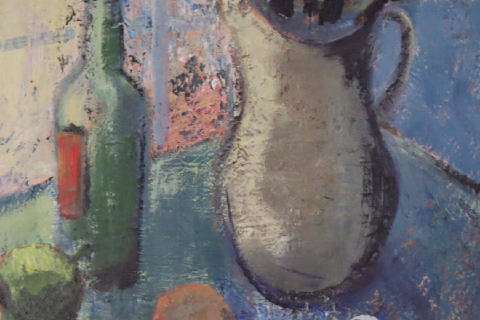 Bouquet rouge et bouteille de vin