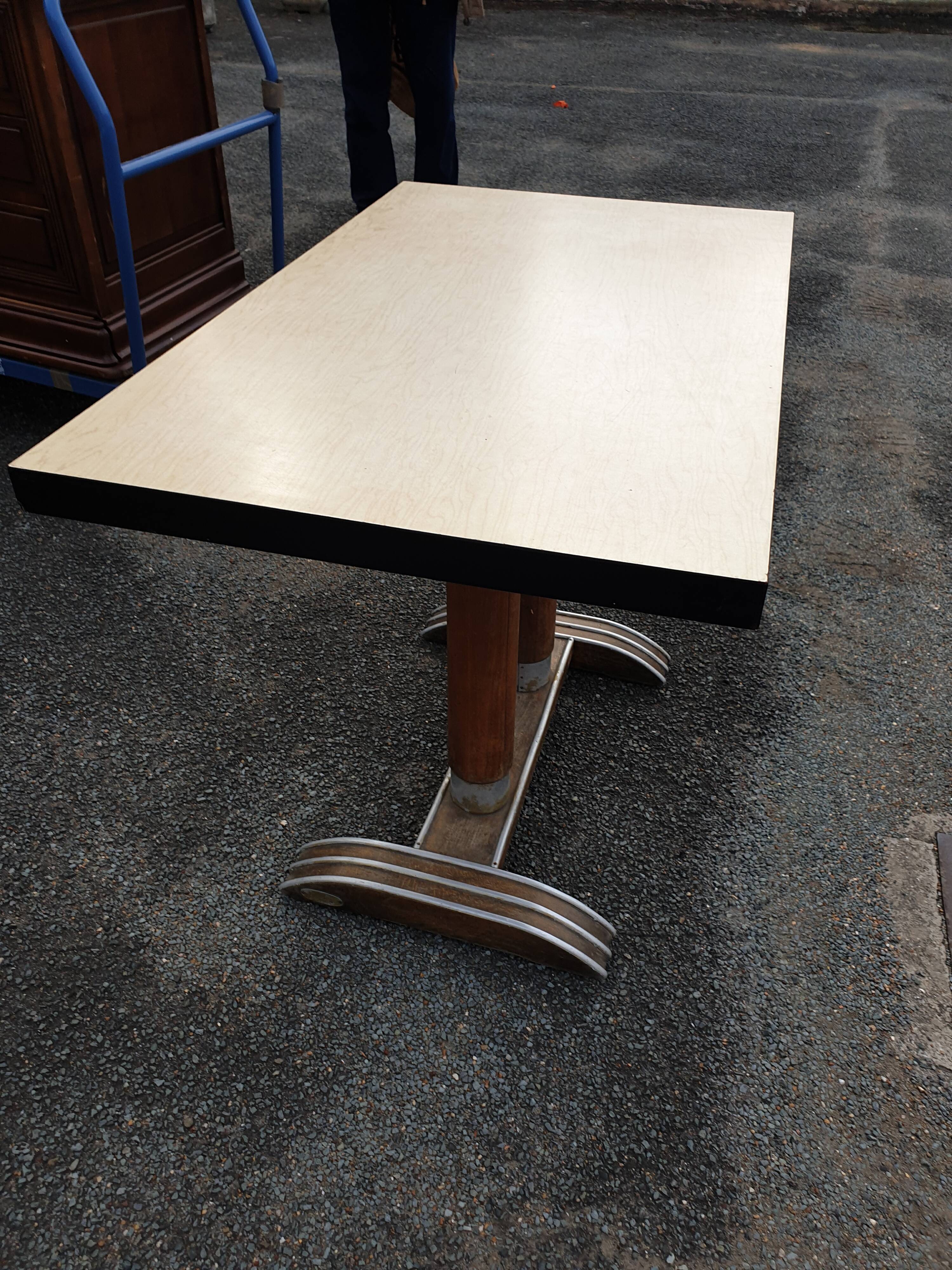 40/50 period bistro dining table