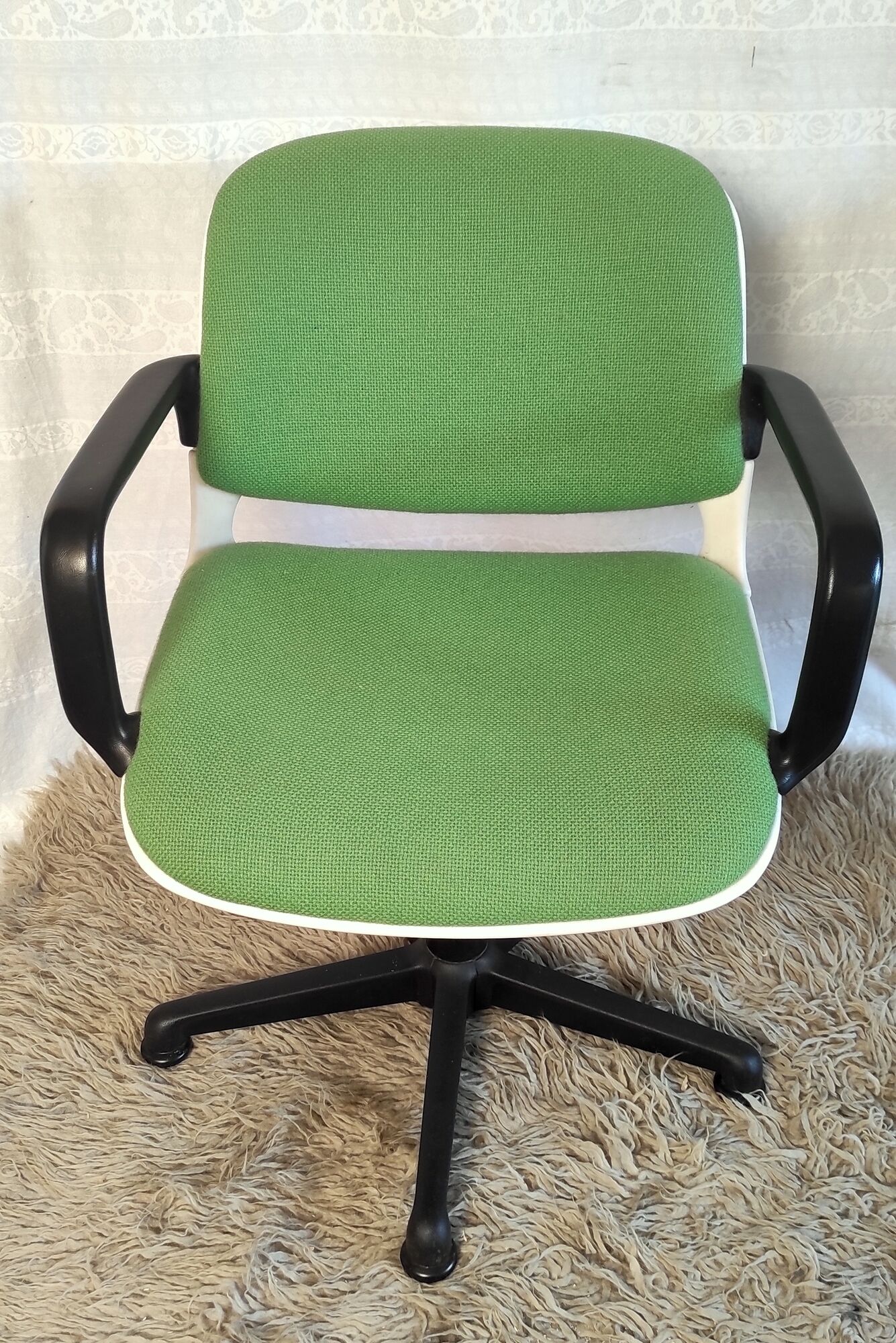 Office armchairs by Conforto for International Furniture 70s/80s
