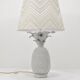 Lampe de table Hollywood Regency en forme d'ananas blanc style Tommaso Barbi, Italie, années 1970
